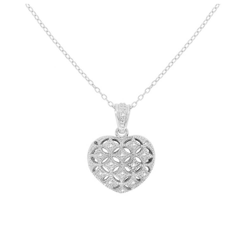 BEAUTIFUL ❤️ HEART SHAPED LOCKET PENDANT - NEW